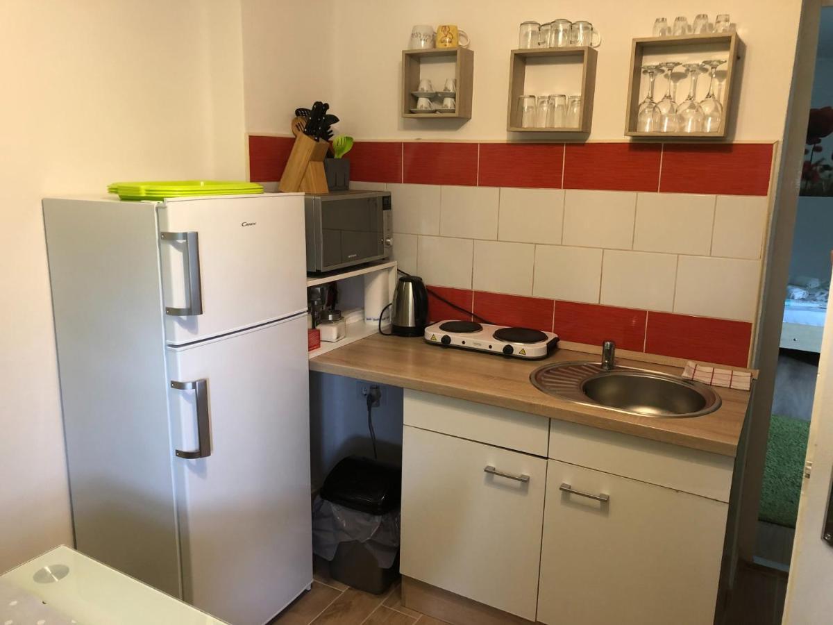 MakóNatalia Apartman公寓 外观 照片